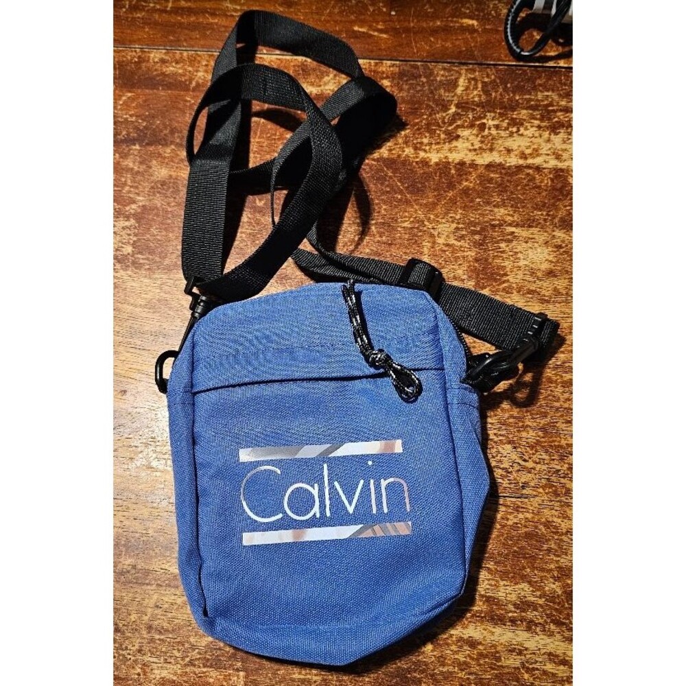 Calvin Men’s Blue Oxford Crossbody Bag with Adjustable Strap & Pockets
